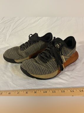 Reebok women's Black and Tan Knit CrossFit / Running Shoes